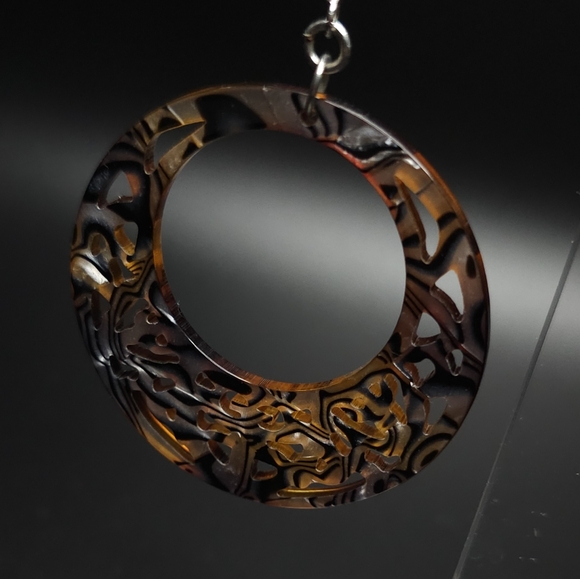 Faux tortoise shell drop earrings and bracelet. - Picture 7 of 11